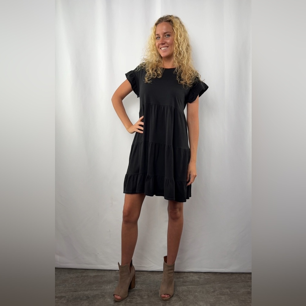 J.โ Crew Short Sleeve Ruffle Tiered Tunic Mini Dress in Black Size Small